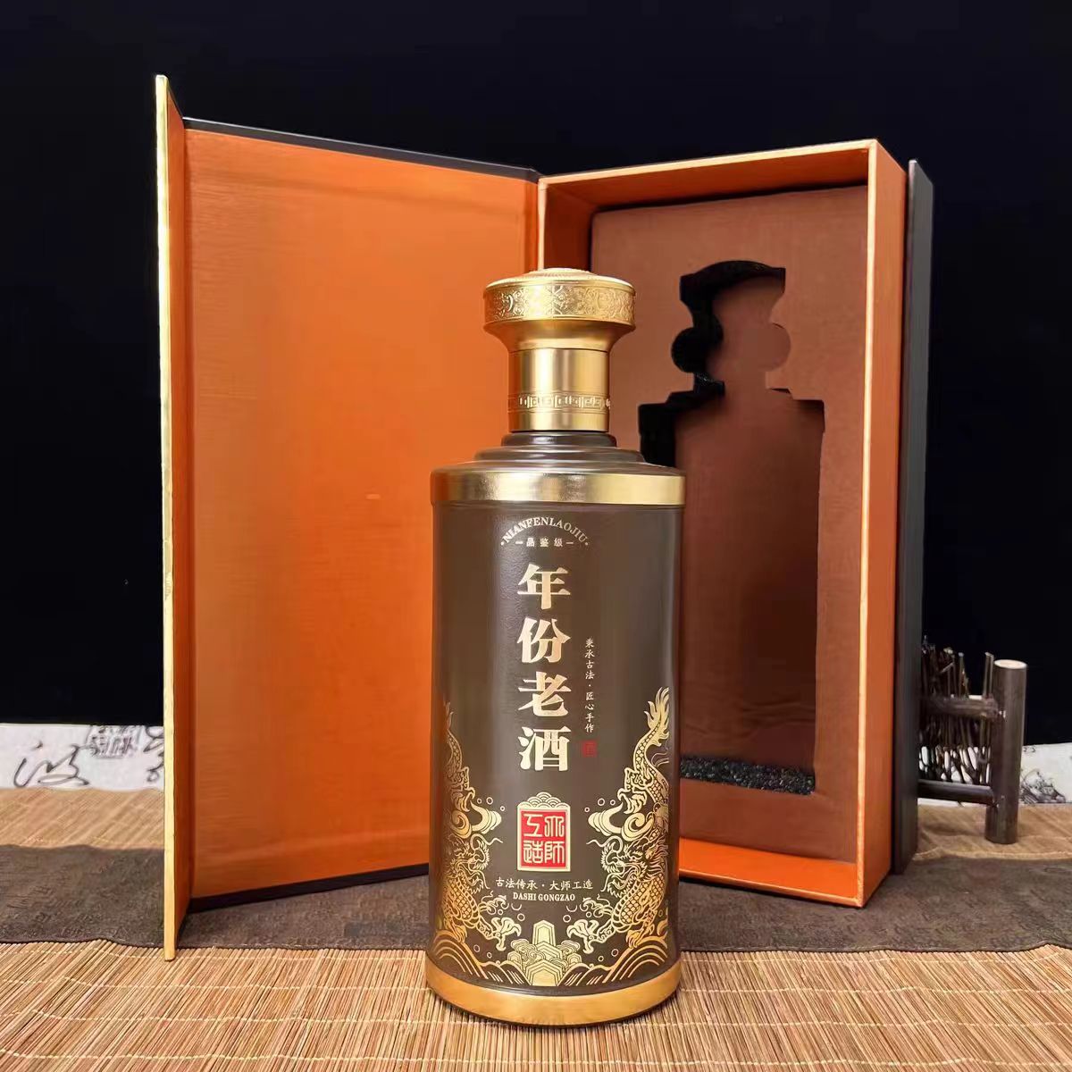 酒包裝盒生產(chǎn)公司--酒盒不只是包裝，更是展示酒品品質(zhì)和品牌形象的窗口（三）